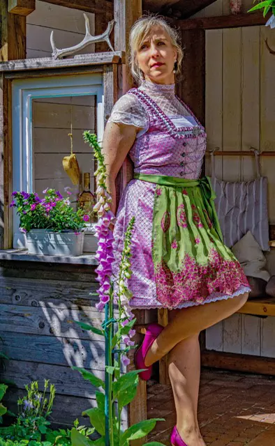 Dirndl_Kollektion-2023_02.jpg