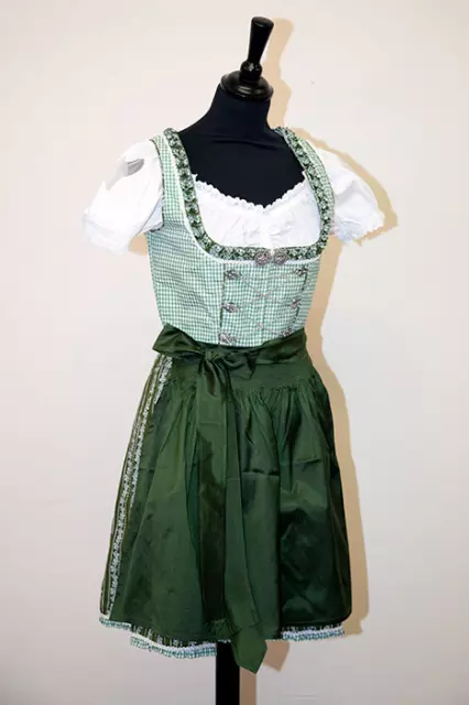 Kollektion_2019_Dirndl_alltagstauglich_01