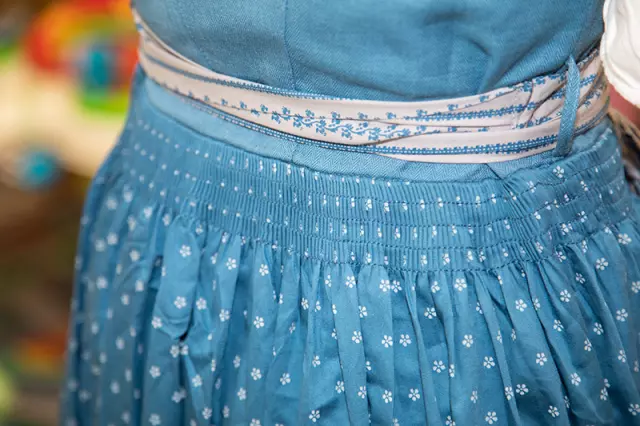 Kollektion_2019_Dirndl_traditionell_06