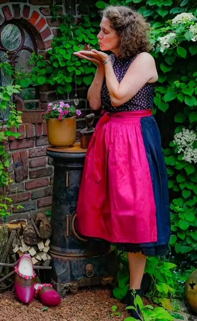 NeueDirndl_2023_05.JPG